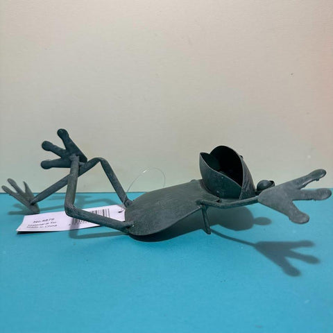 カエル ごろ寝 8cｍ