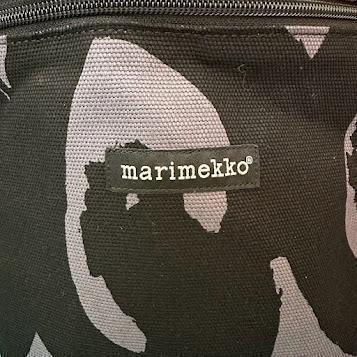 激レア Marimekko ポーチ ブラック 24×17cm