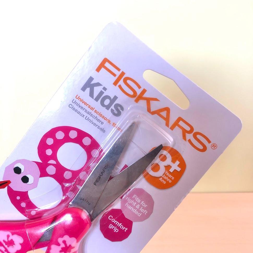 Fiskars • Big kids Scissors Pink 15cm for +8 years old