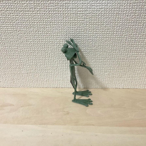 ブリキカエル直立 9×4×11cm